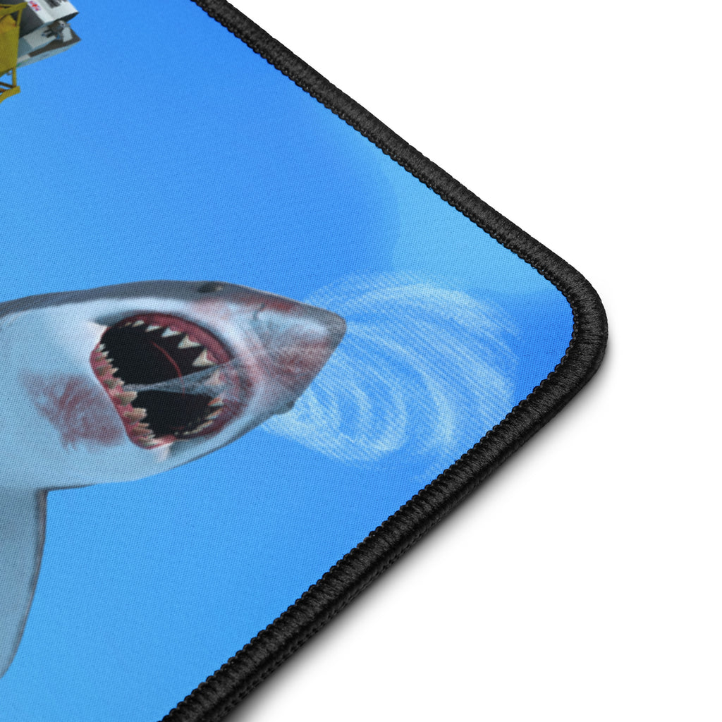 Amazing Frog? - Desk mat